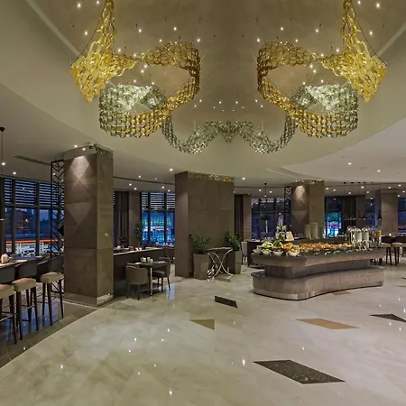 Hilton Kozyatagi Hotel 5*