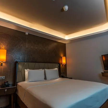 Hilton Kozyatagi Отель 5*