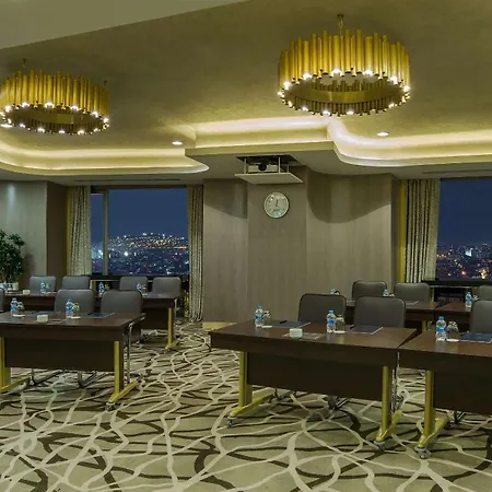 Hilton Kozyatagi Отель