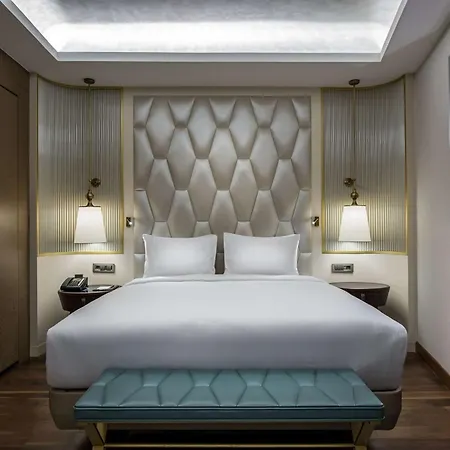 Hilton Kozyatagi 5*