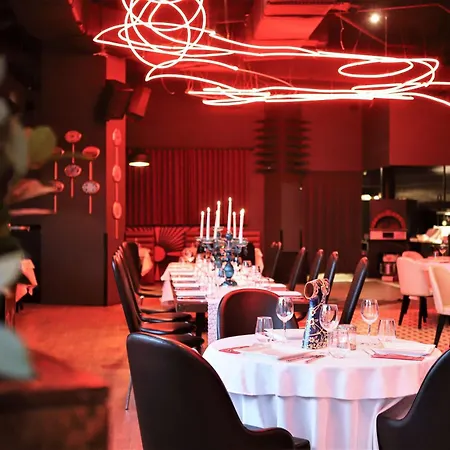 Hilton Kozyatagi Ξενοδοχείο 5*