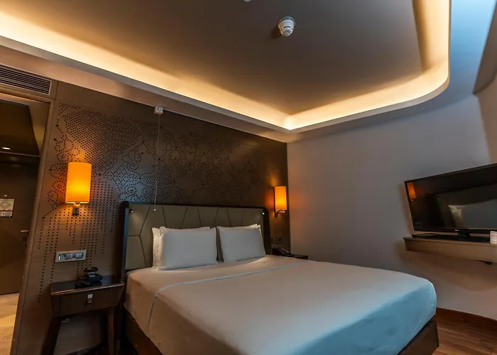 Hilton Kozyatagi Hotel 5*